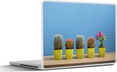 Laptop sticker - 12.3 inch - Bloem naast cactussen - 30x22cm - Laptopstickers - Laptop skin - Cover
