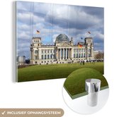 MuchoWow® Glasschilderij 120x80 cm - Schilderij acrylglas - Reichstag - Berlijn - Duitsland - Foto op glas - Schilderijen