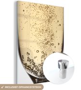MuchoWow® Glasschilderij 90x120 cm - Schilderij acrylglas - Bubbels in een glas champagne - Foto op glas - Schilderijen