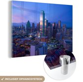 MuchoWow® Glasschilderij 180x120 cm - Schilderij acrylglas - Avond - Dallas - Texas - Foto op glas - Schilderijen