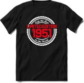 1951 Limited Edition | Feest Kado T-Shirt Heren - Dames | Wit - Rood | Perfect Verjaardag Cadeau Shirt | Grappige Spreuken - Zinnen - Teksten | Maat L