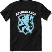 Nederland - Licht Blauw - T-Shirt Heren / Dames  - Nederland / Holland / Koningsdag Souvenirs Cadeau Shirt - grappige Spreuken, Zinnen en Teksten. Maat S