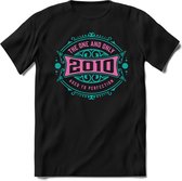 2010 The One And Only | Feest Kado T-Shirt Heren - Dames | Cobalt - Licht Roze | Perfect Verjaardag Cadeau Shirt | Grappige Spreuken - Zinnen - Teksten | Maat 3XL