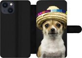 Bookcase Geschikt voor iPhone 13 telefoonhoesje - Hond - Sombrero - Zwart - Met vakjes - Wallet case met magneetsluiting