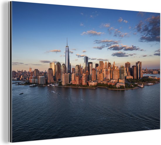 Wanddecoratie Metaal - Aluminium Schilderij Industrieel - New York - Skyline - Boot - 150x100 cm - Dibond - Foto op aluminium - Industriële muurdecoratie - Voor de woonkamer/slaapkamer