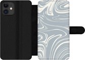 Bookcase Geschikt voor iPhone 12 Pro Max telefoonhoesje - Marmer print - Geel - Patronen - Met vakjes - Wallet case met magneetsluiting