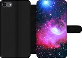 Bookcase Geschikt voor iPhone SE 2020 telefoonhoesje - Heelal - Planeten - Roze - Jongens - Meisjes - Kinderen - Met vakjes - Wallet case met magneetsluiting