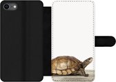 Bookcase Geschikt voor iPhone 7 telefoonhoesje - Schildpad - Jongen - Dieren - Kinderen - Meisjes - Met vakjes - Wallet case met magneetsluiting