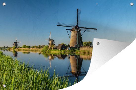 Tuinposter - Heldere dag bij de Molens van Kinderdijk in Nederland