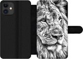 Bookcase Geschikt voor iPhone 11 telefoonhoesje - Portret - Leeuw - Zwart wit - Met vakjes - Wallet case met magneetsluiting