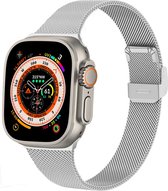 iMoshion Bandje Geschikt voor Apple Watch Bandje Series 1 / 2 / 3 / 4 / 5 / 6 / 7 / 8 / 9 / SE / Ultra (2) - 42 / 44 / 45 / 49 mm - iMoshion Milanees vouwband - Zilver