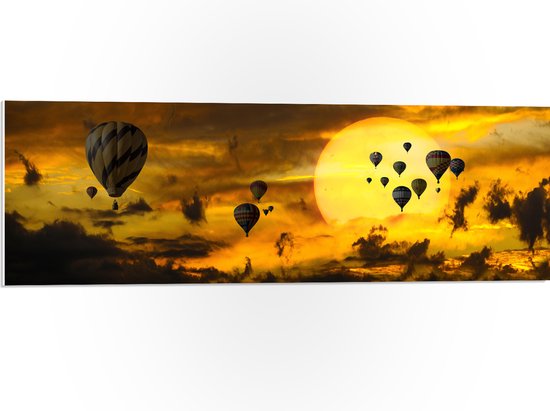 WallClassics - PVC Schuimplaat - Zee van Luchtballonnen bij Oranje Supermaan - 90x30 cm Foto op PVC Schuimplaat (Met Ophangsysteem)