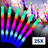 25x Led Foam Sticks - Multicolor Led - Lange Brandduur - Neon Party Sticks - Verjaardag Feest Versiering - Foam Lichtstaaf - Lampjes Kerst - Glow in The Dark