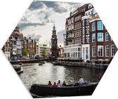 WallClassics - PVC Schuimplaat Hexagon - Bootjes in de Grachten van Amsterdam - 70x60.9 cm Foto op Hexagon (Met Ophangsysteem)