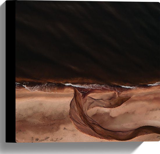WallClassics - Canvas - Bovenaanzicht van Bruin Zandlandschap - 30x30 cm Foto op Canvas Schilderij (Wanddecoratie op Canvas)