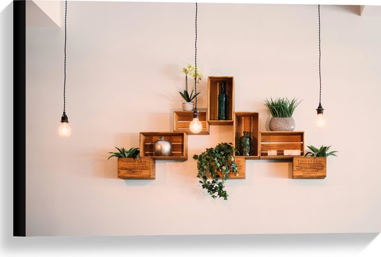 Canvas - Trio Lampen voor Kistjes met Planten aan de Muur - 60x40 cm Foto op Canvas Schilderij (Wanddecoratie op Canvas)