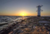 Fotobehang - Vlies Behang - Oude Windmolen aan Zee - 254 x 184 cm