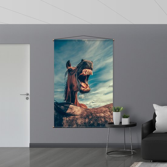 WallClassics - Textielposter - Paard met Open Bek - 120x180 cm Foto op Textiel