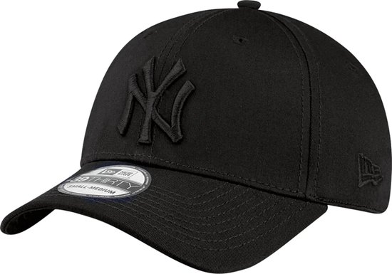 New Era MLB New York Yankees Cap - 39THIRTY - M/L - Black/Black - New Era
