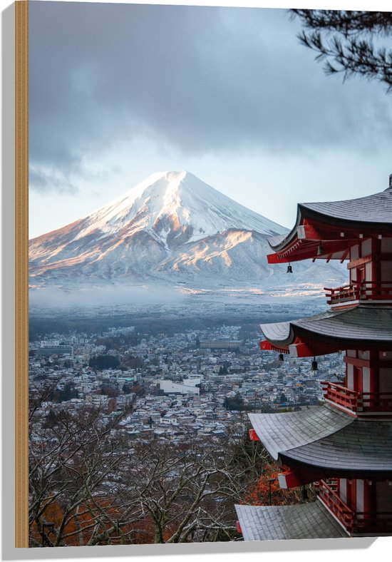 WallClassics - Hout - Hoogste Berg van Japan - Fuji - 50x75 cm - 9 mm dik - Foto op Hout (Met Ophangsysteem)