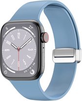 By Qubix Siliconen bandje - Folding Buckle - Blauw - Geschikt voor Apple Watch 42mm - 44mm - 45mm - Ultra - 49mm - Compatible Apple watch bandje -