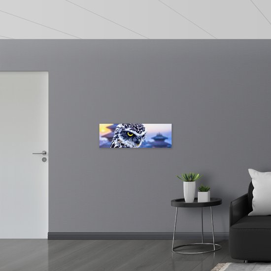 WallClassics - Panneau de mousse PVC - Chouette espiègle dans les temples au coucher du soleil - Photo 90 x 30 cm sur panneau de mousse PVC (avec système de suspension)