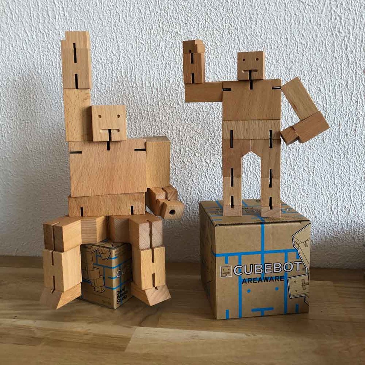 Areaware - Cubebot Medium natural