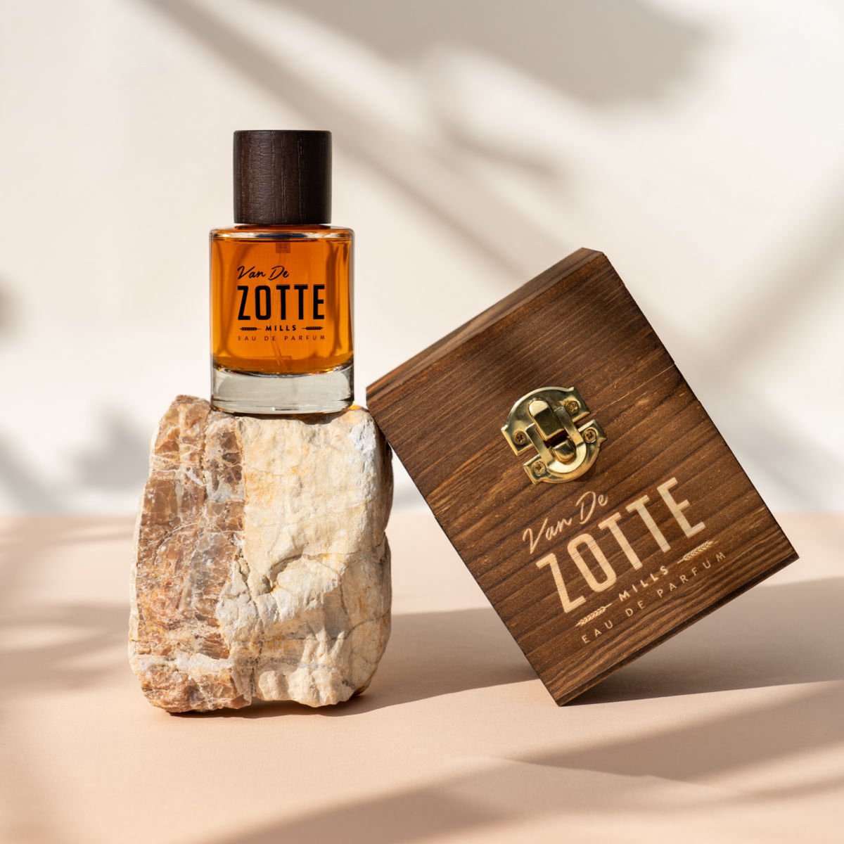 Van De Zotte | MILLS - 50ML Eau de Parfum - 100% Nederlands - Incl. houten geschenkkistje