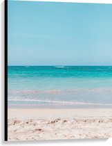 WallClassics - Canvas - Felblauwe Zee aan het Witte Strand - 75x100 cm Foto op Canvas Schilderij (Wanddecoratie op Canvas)