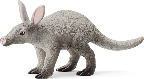Een gedetailleerde grijze speelgoedaardvark met roze oren en zwarte poten, geïsoleerd op een witte achtergrond.