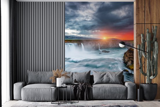 Behang - Fotobehang Waterval - Zonsondergang - Natuur - Water - Breedte 190 cm x hoogte 260 cm