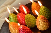 Candles by Milanne - Set van 3 stuks handgemaakte Dennenappel kaarsen in METALLIC kleuren - nieuw voor Kerstmis 2023 - 2024 - BEKIJK VIDEO