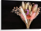Canvas - Boeket van Verschillende Droogbloemen tegen Zwarte Houten Achtergrond - 100x75 cm Foto op Canvas Schilderij (Wanddecoratie op Canvas)
