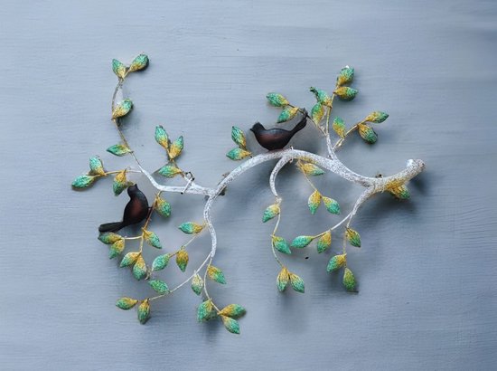Branche de décoration murale avec oiseaux
