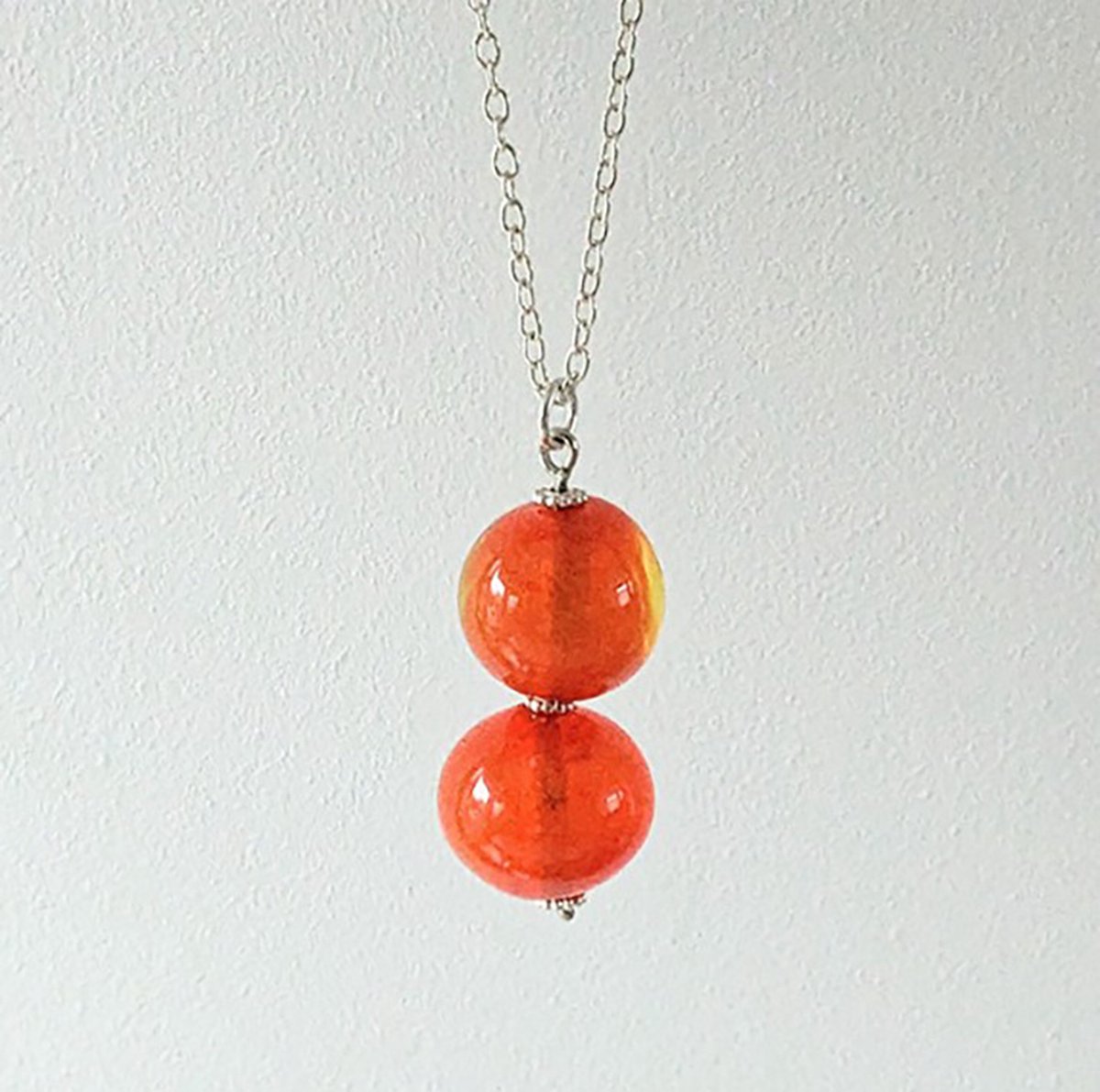 M-apART-hanger-glaskraal-oranje-oranje-925-zilver-detail