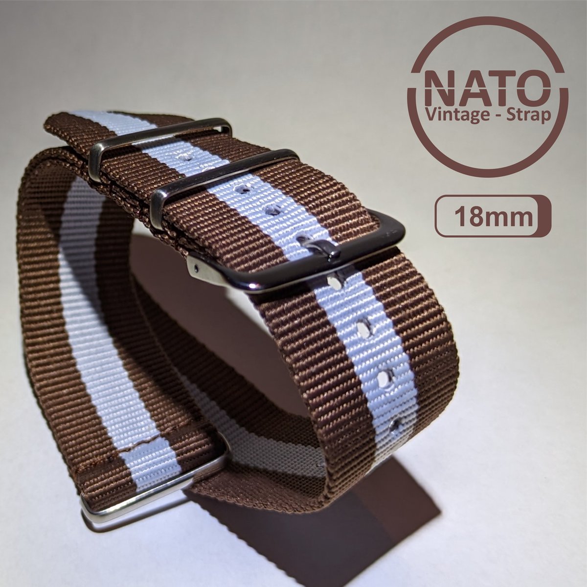 18mm Premium Nato Strap Bruin Wit - Vintage James Bond - Nato Strap collectie - Mannen - Vrouwen - Horlogeband - 18 mm bandbreedte voor oa. Seiko Rolex Omega Casio en Citizen