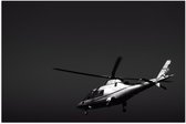 WallClassics - Poster Glanzend – Vliegende Helikopter in Zwart Wit - 105x70 cm Foto op Posterpapier met Glanzende Afwerking