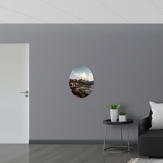 WallClassics - PVC Schuimplaat Ovaal - Huisjes in de Bergen aan het Water - 51x68 cm Foto op Ovaal (Met Ophangsysteem)