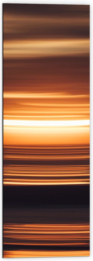 WallClassics - Dibond - Wazige Zonsondergang - 40x120 cm Foto op Aluminium (Met Ophangsysteem)