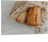 Dibond - Verse Broodjes in Gehaakt Tasje - 100x75 cm Foto op Aluminium (Met Ophangsysteem)