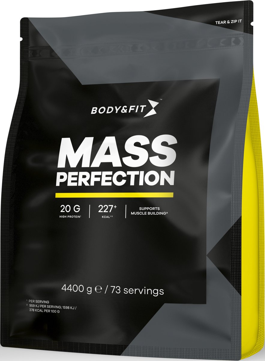 Goedkoopste Body & Fit Mass Perfection - Mass Gainer Aardbei - Weight Gainer - 4400 gram (73 Shakes