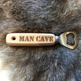 Houten flesopener met tekst - bieropener - Mancave - ideaal geschenk voor mannen