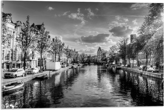 Acrylglas - Uitzicht over de Grachten van Amsterdam (Zwart-wit) - 75x50 cm Foto op Acrylglas (Wanddecoratie op Acrylaat)