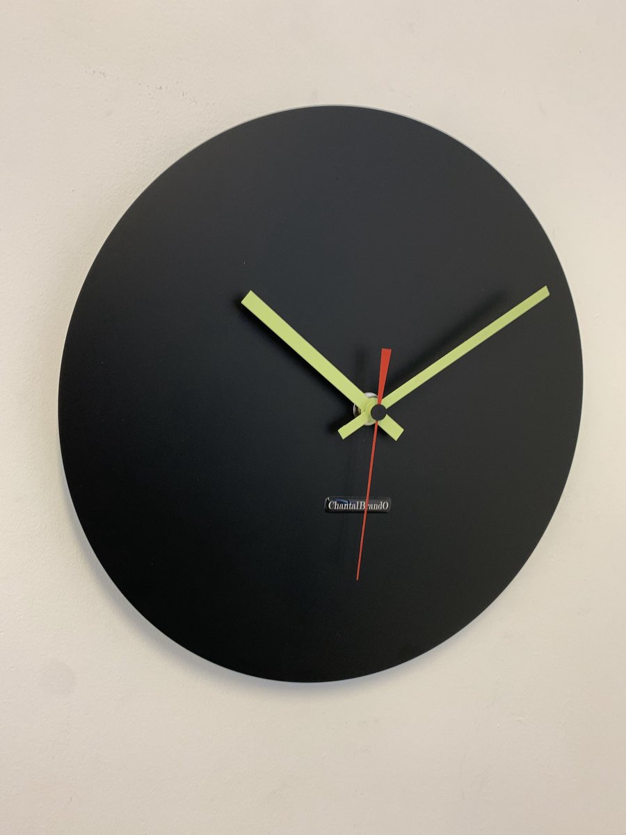 Wandklok CHANTALBRANDO -- ARGOS 34 BLACK - ZWART -- MODERN DESIGN -- MADE IN HOLLAND