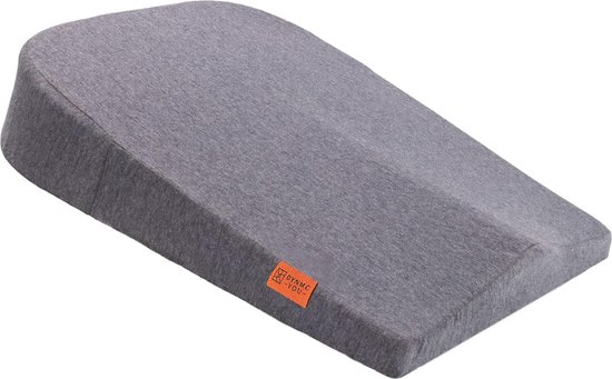 Wedge zitkussen voor auto vrachtwagen chauffeur om hoogte te verhogen 3 inch, draagbare traagschuim autostoelkussens voor korte mensen rijden volwassen booster stoel voor auto, doek zwart