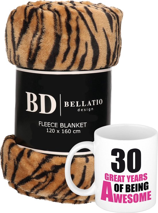 Cadeau verjaardag 30 jaar vrouw - Fleece plaid/deken tijger print met 30 great years awesome mok