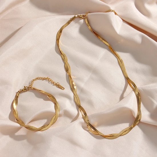 Borasi Gevlochten Dames Armband | Dames Armband Gedraaid | Goldplated | 17 cm tot 21 cm | Dames Sieraden |