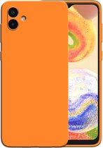 Smartphonica Siliconen hoesje voor Samsung Galaxy A04 case met zachte binnenkant - Oranje / Back Cover geschikt voor Samsung Galaxy A04