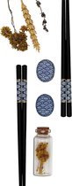 Deluxe Sushi eetstokjes set - Houten stokjes, inclusief keramische onderzetters en elegante bewaardoos