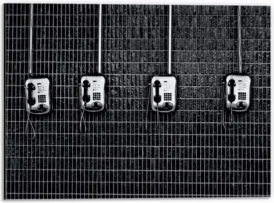 Dibond - Rij Ouderwetse Vaste Telefoonaansluitingen (Zwart-wit) - 40x30 cm Foto op Aluminium (Wanddecoratie van metaal)